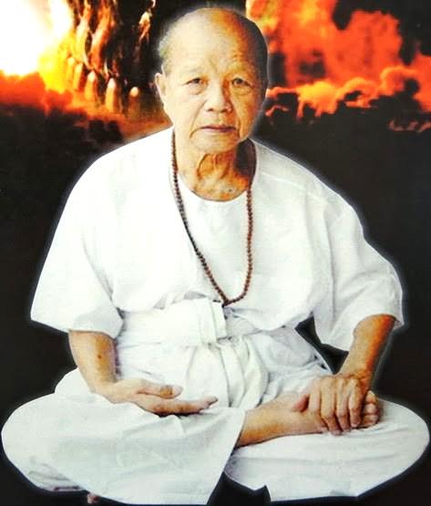Khun Paen Bpà Chà Dà Ajahn Monàh - Image 3